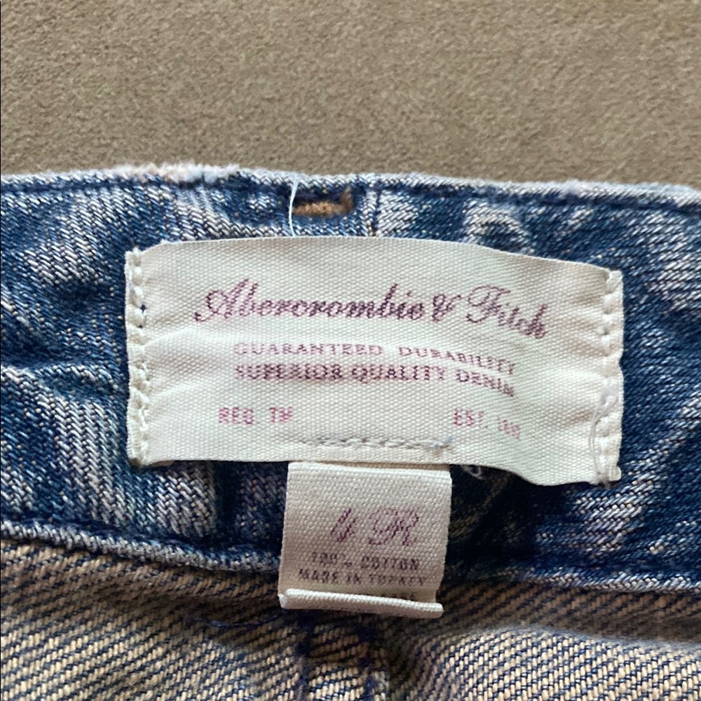 Abercrombie & Fitch Blue Jeans
